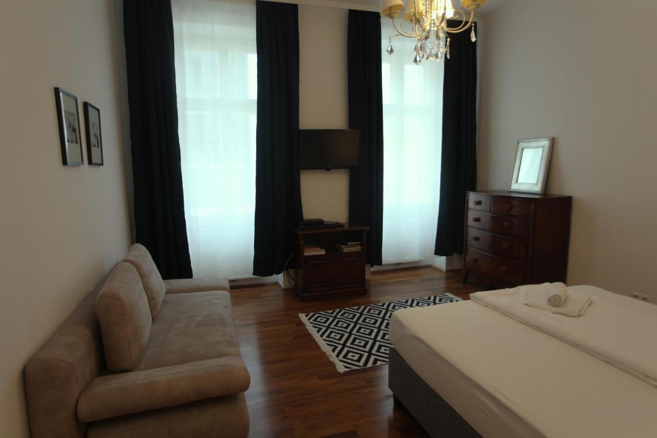 Casa Nostra - Ausgefallene Wohnung Am Augarten 비엔나 외부 사진