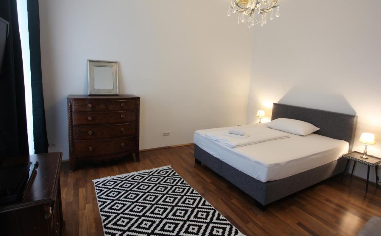 Casa Nostra - Ausgefallene Wohnung Am Augarten 비엔나 외부 사진
