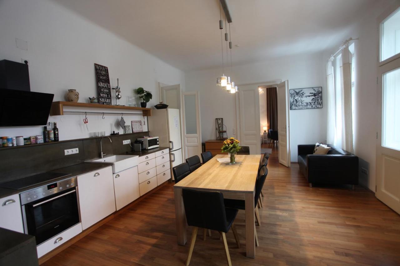 Casa Nostra - Ausgefallene Wohnung Am Augarten 비엔나 외부 사진