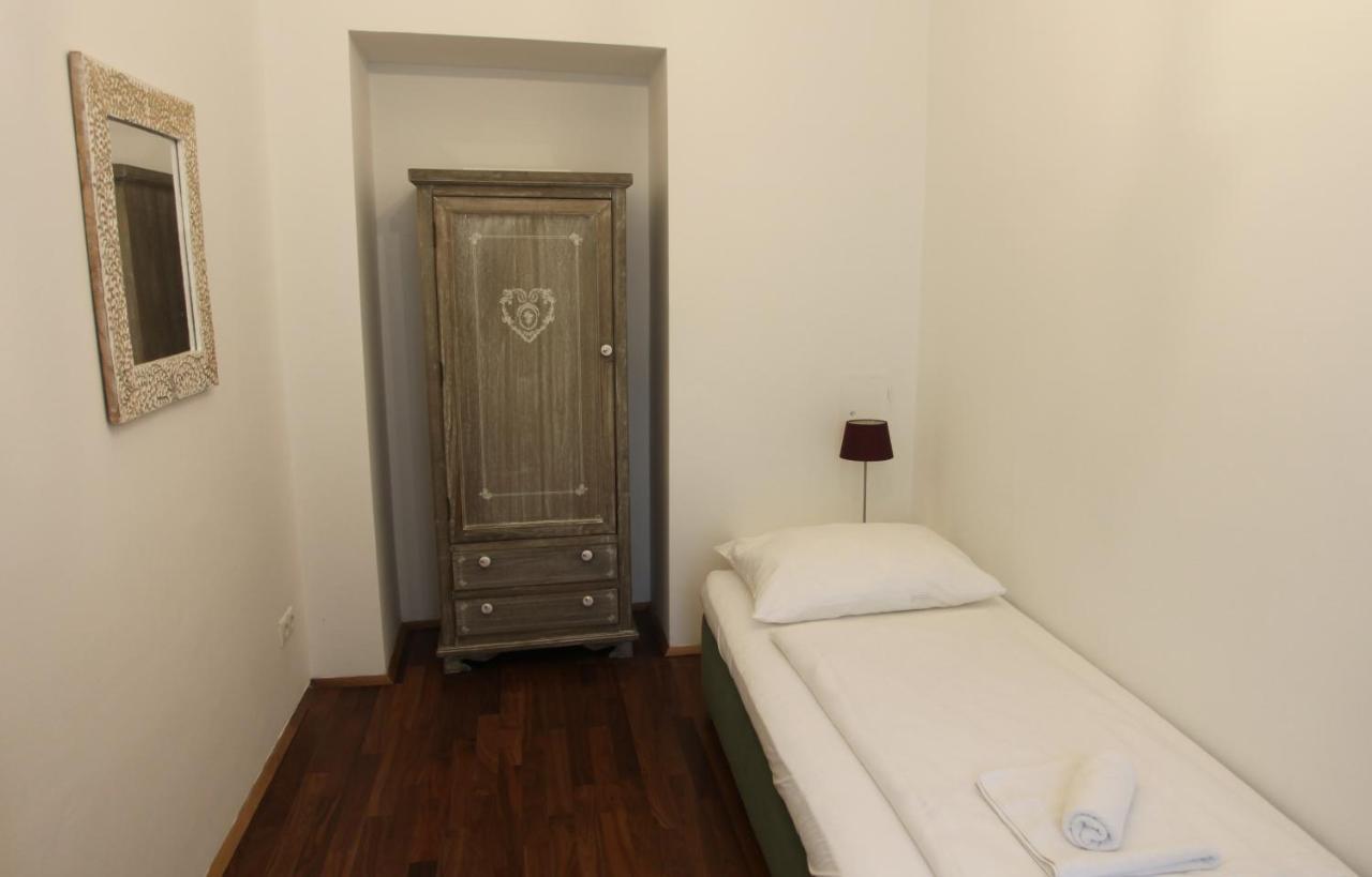 Casa Nostra - Ausgefallene Wohnung Am Augarten 비엔나 외부 사진