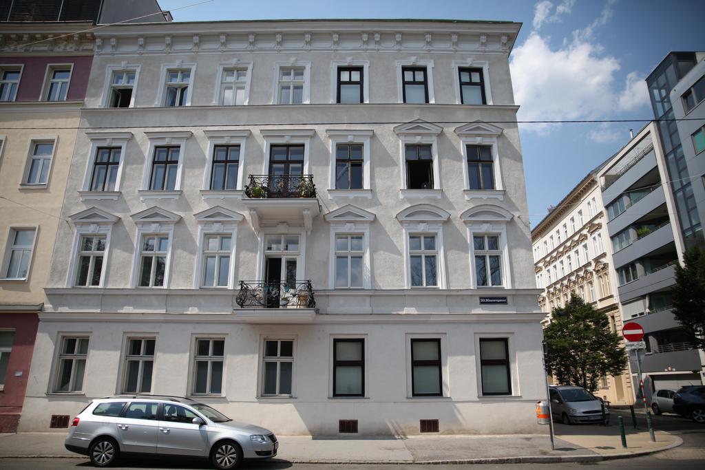 Casa Nostra - Ausgefallene Wohnung Am Augarten 비엔나 외부 사진